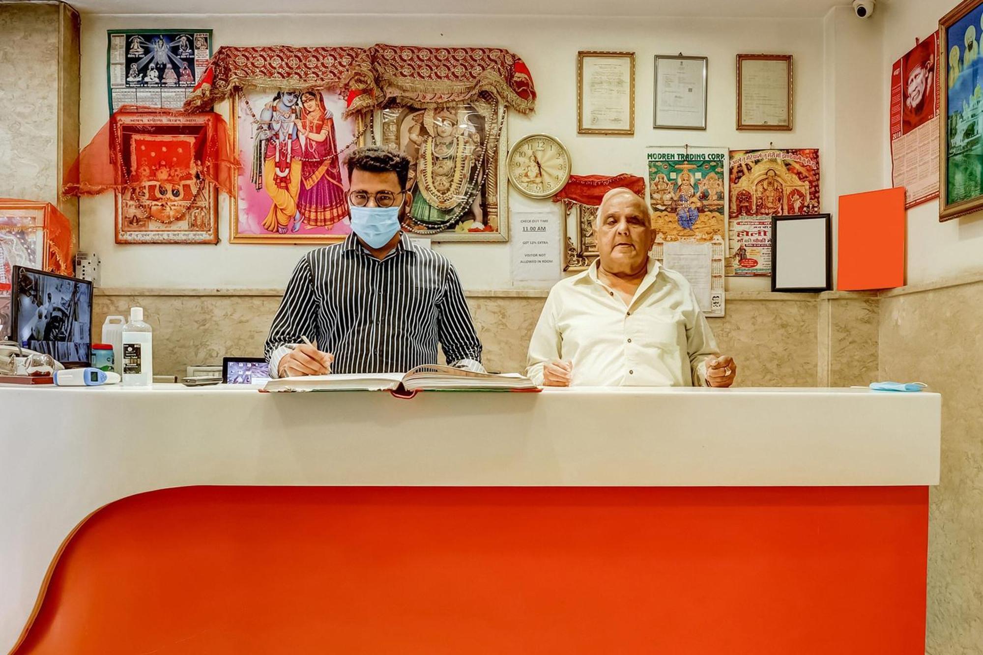 Hotel O Tushar Continental New Delhi Eksteriør billede